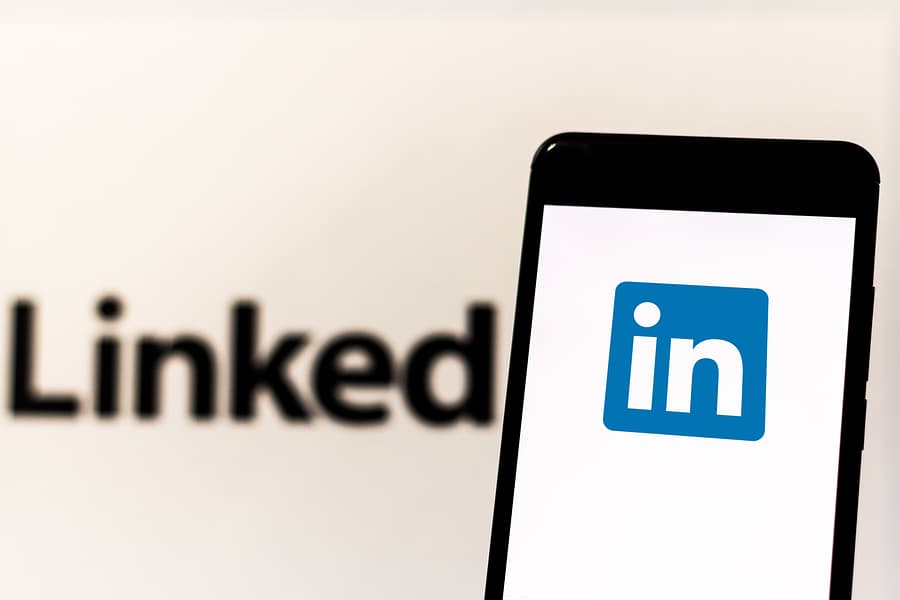 How To Use Video On LinkedIn To Increase Your Brand Awareness Header Background