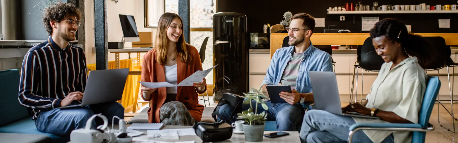 AEO vs SEO: What Your Strategy Needs Now Header Background